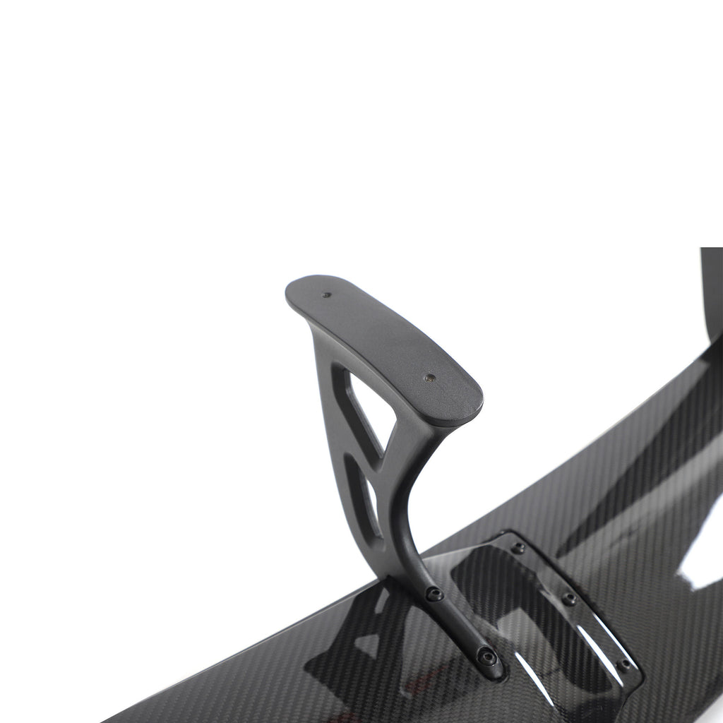 Alerón trasero en fibra de carbono BMW G87 +2023