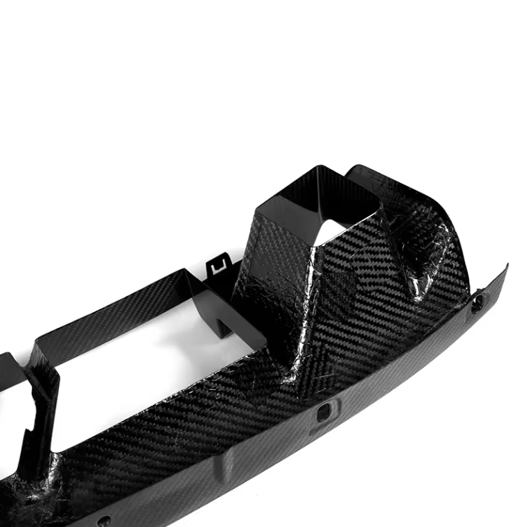 Moldura central parachoques en fibra de carbono para BMW G87 +2023