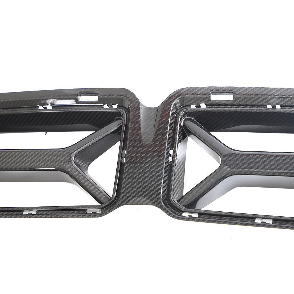 Rejillas de riñón delanteras en fibra de carbono para BMW G87 +2023